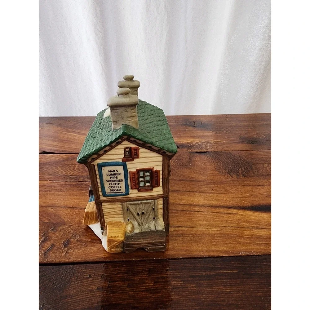 1995 Hometown America General Store‎